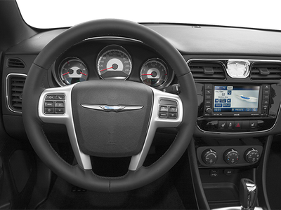 2013 Chrysler 200 Limited
