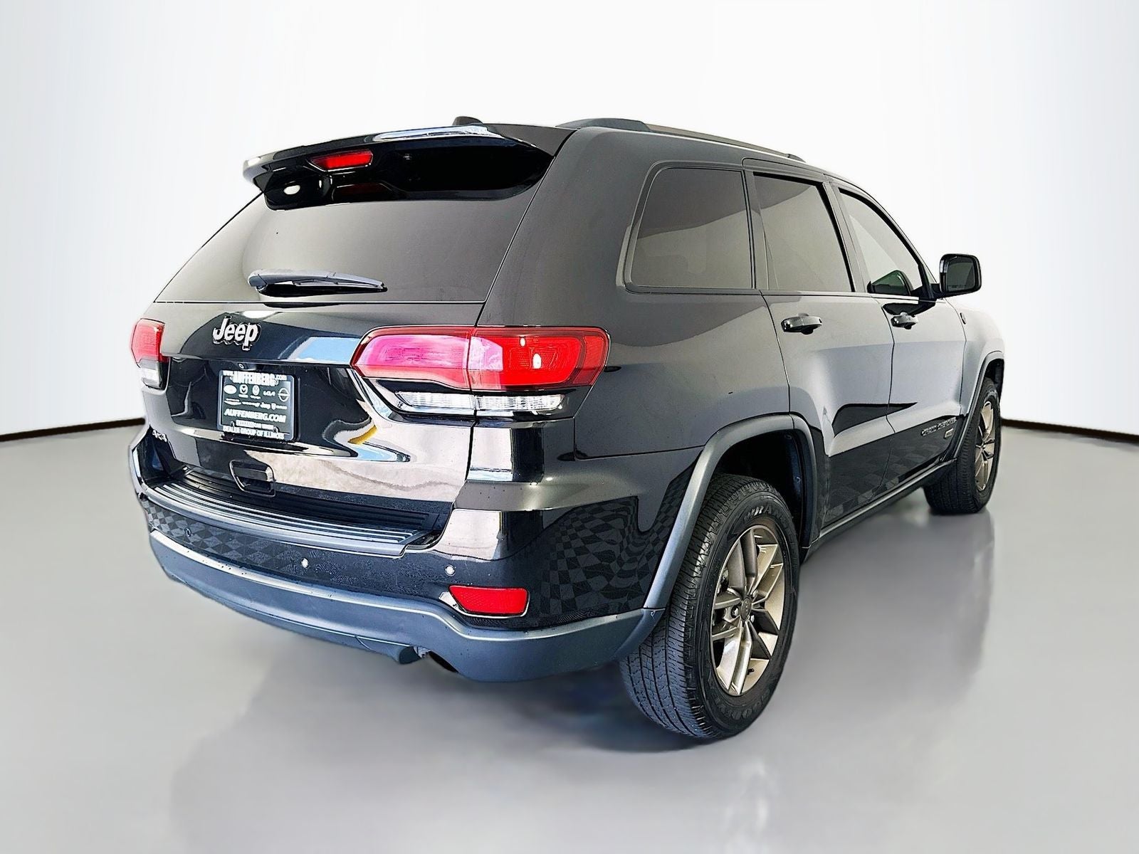 2016 Jeep Grand Cherokee 75th Anniversary