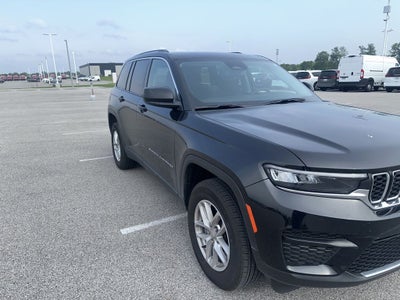 2023 Jeep Grand Cherokee Laredo X 4x4