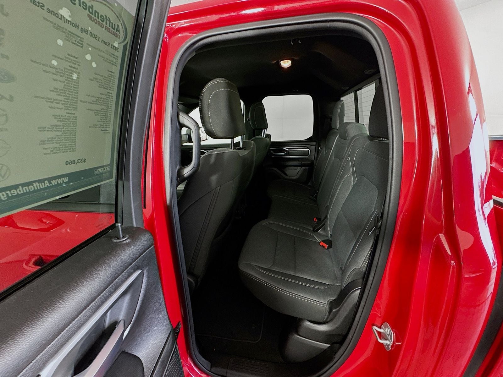 2022 RAM 1500 Big Horn Quad Cab 4x2 6'4' Box