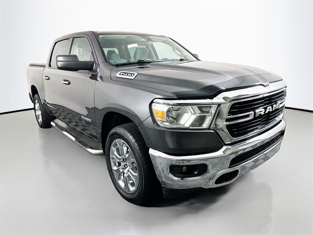 2020 RAM 1500 Big Horn Crew Cab 4x4 5'7' Box