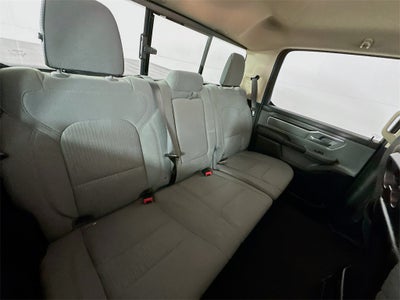 2020 RAM 1500 Big Horn Crew Cab 4x4 5'7' Box