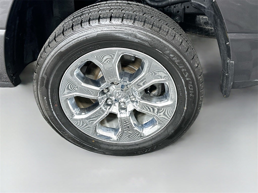 2020 RAM 1500 Big Horn Crew Cab 4x4 5'7' Box