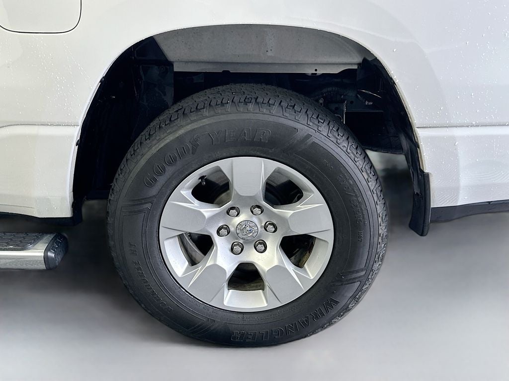 2019 RAM 1500 Big Horn/Lone Star Crew Cab 4x4 5'7' Box