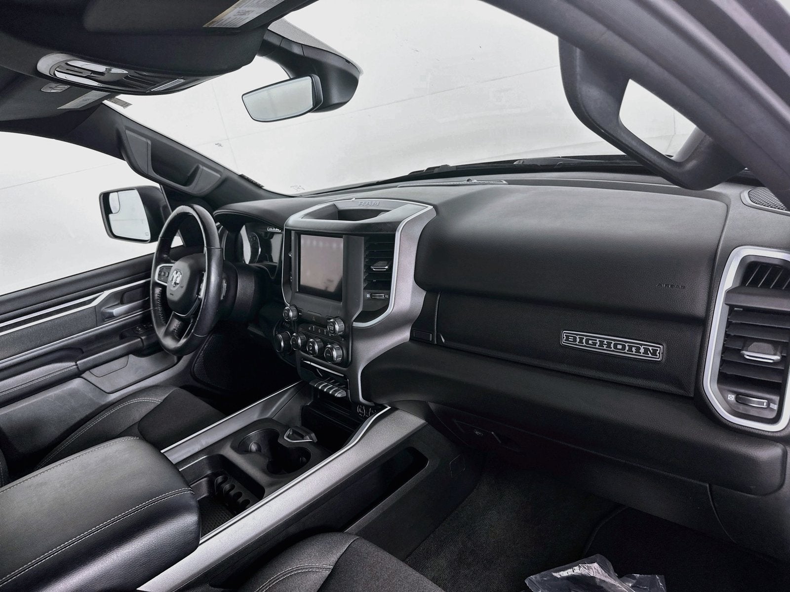 2020 RAM 1500 Big Horn Crew Cab 4x4 5'7' Box