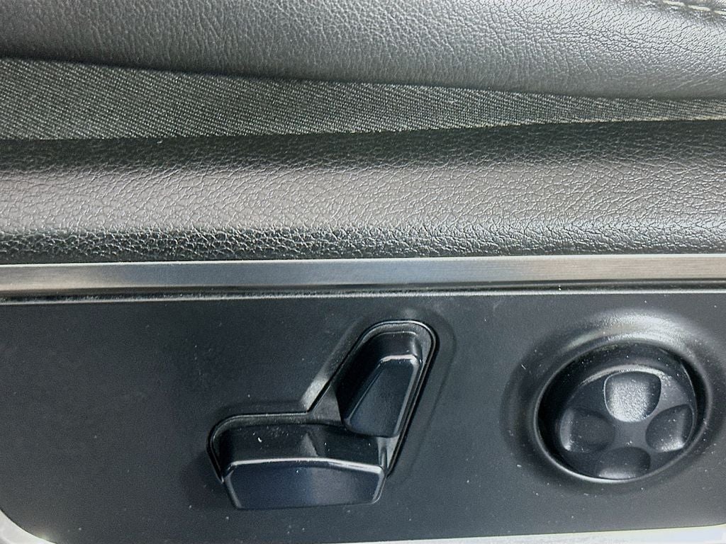 2020 RAM 1500 Limited Crew Cab 4x4 5'7' Box