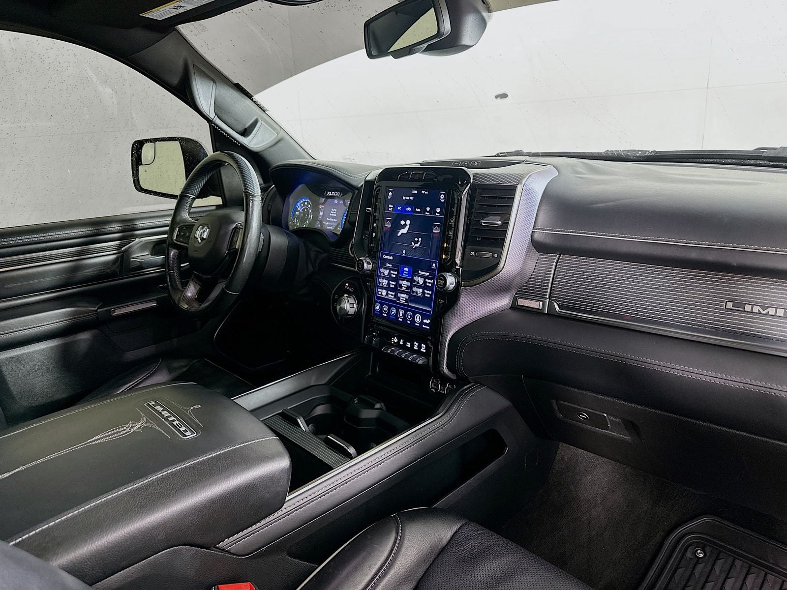 2020 RAM 1500 Limited Crew Cab 4x4 5'7' Box