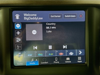 2022 RAM 1500 Laramie Crew Cab 4x4 5'7' Box