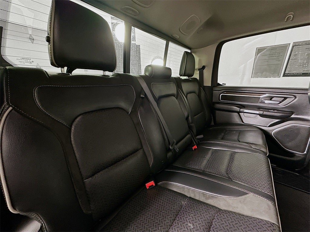 2022 RAM 1500 Laramie Crew Cab 4x4 5'7' Box