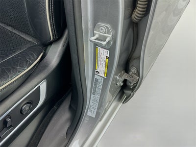 2020 RAM 1500 Laramie Crew Cab 4x4 5'7' Box