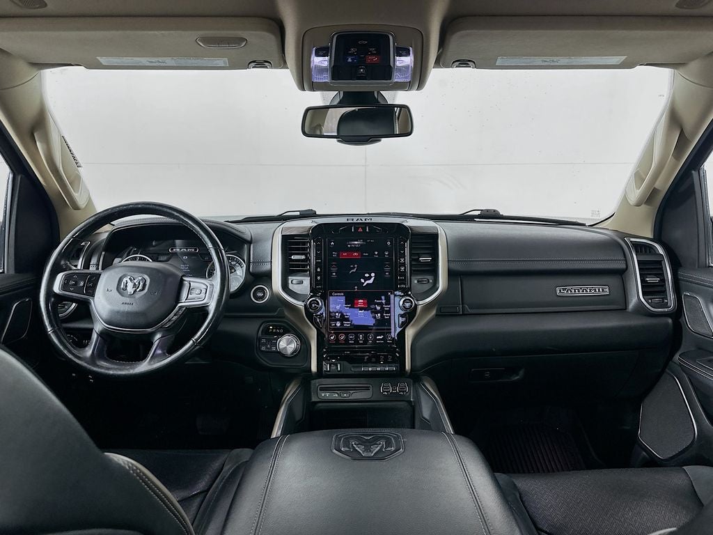 2019 RAM 1500 Laramie Crew Cab 4x4 5'7' Box