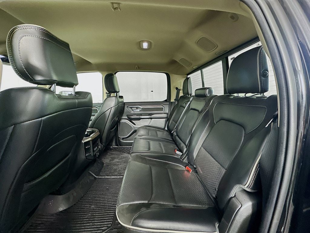 2019 RAM 1500 Laramie Crew Cab 4x4 5'7' Box