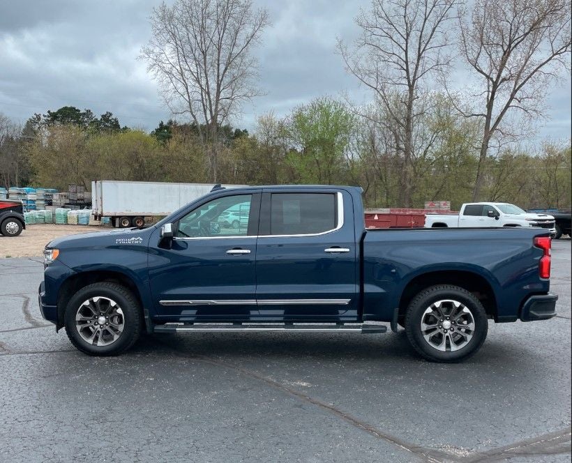 2022 Chevrolet Silverado 1500 High Country