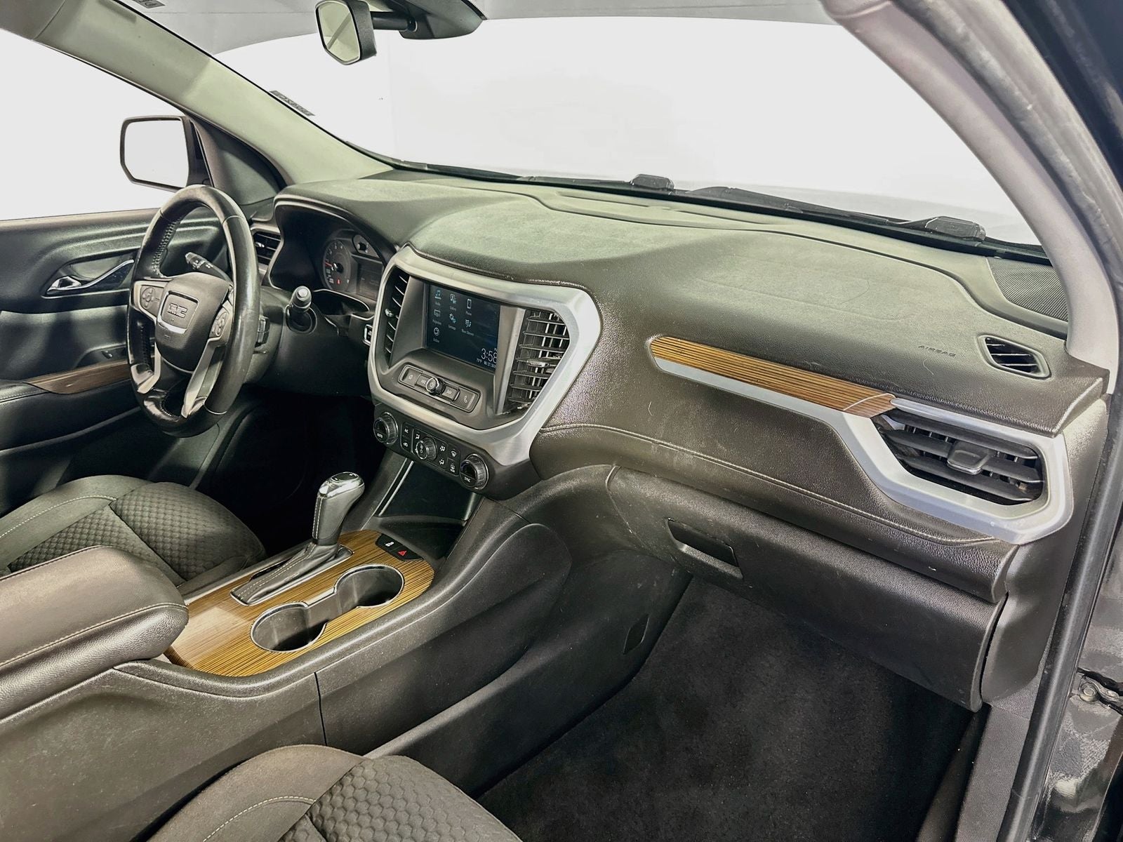 2018 GMC Acadia SLE-1