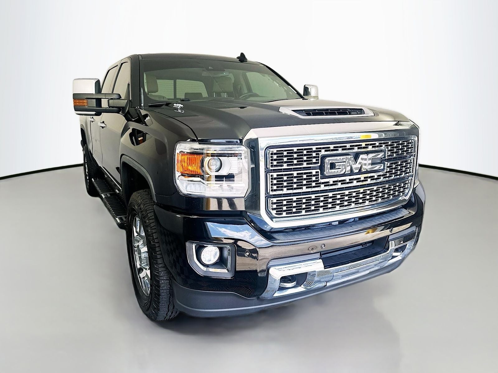 2019 GMC Sierra 2500HD Denali