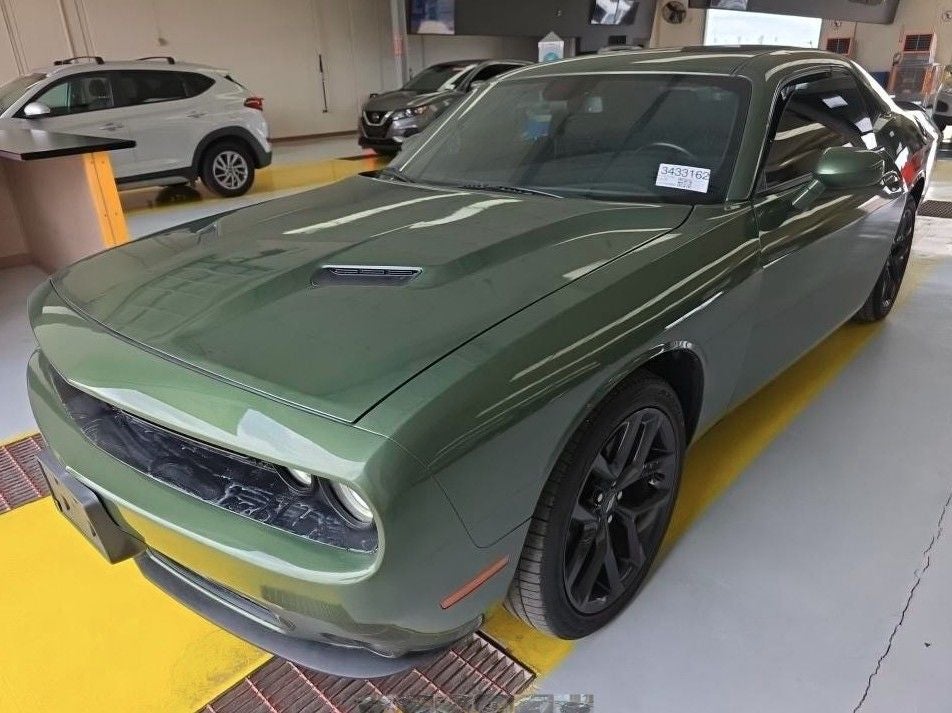 2021 Dodge Challenger SXT