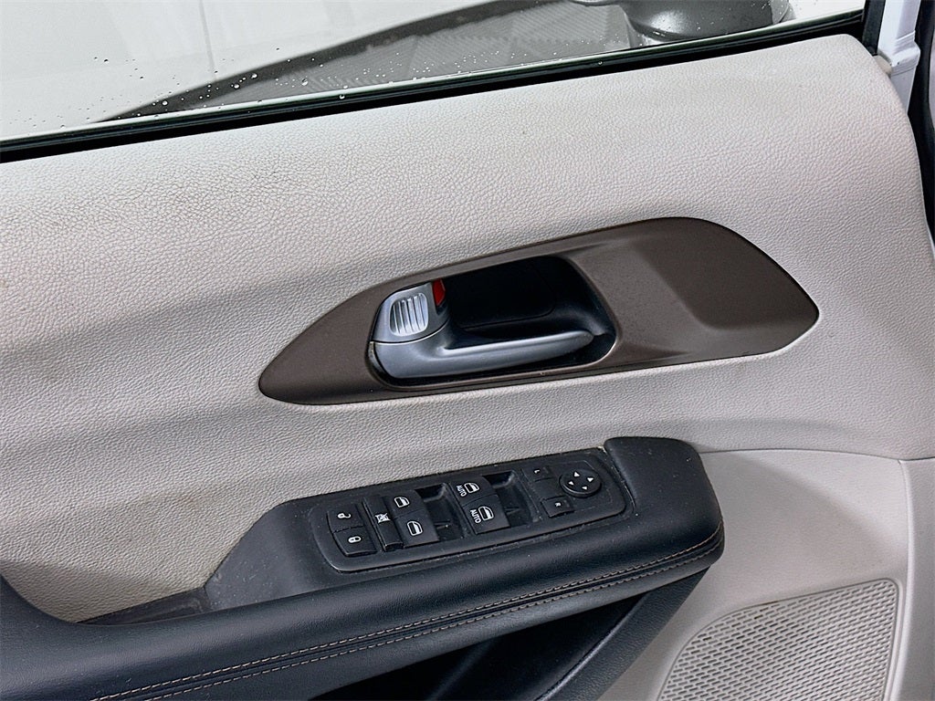 2018 Chrysler Pacifica L