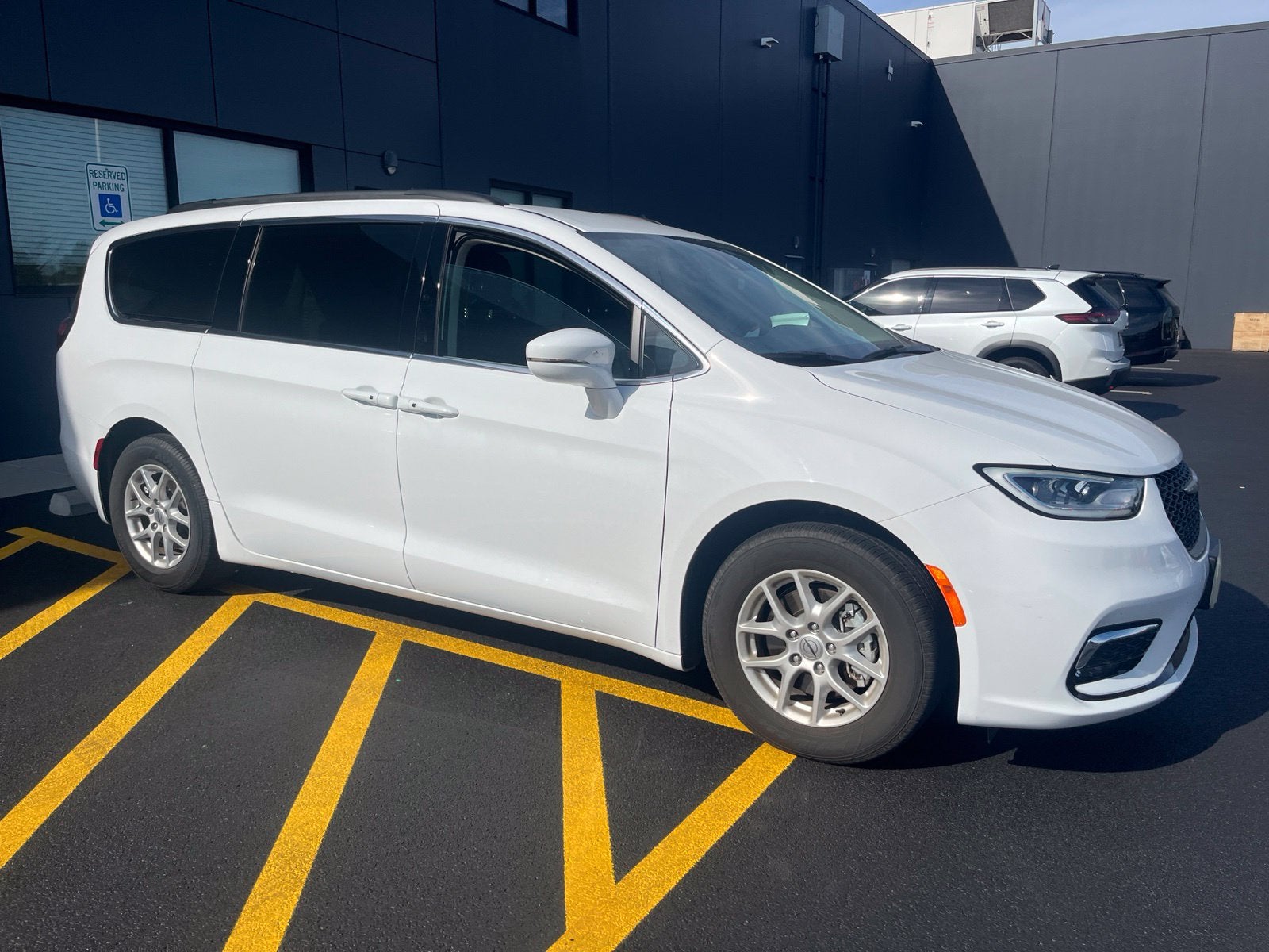 2022 Chrysler Pacifica Touring L
