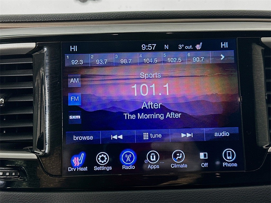 2017 Chrysler Pacifica Touring-L