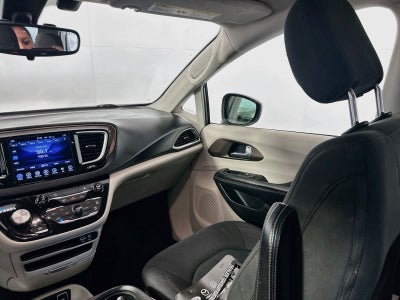 2017 Chrysler Pacifica Touring Plus