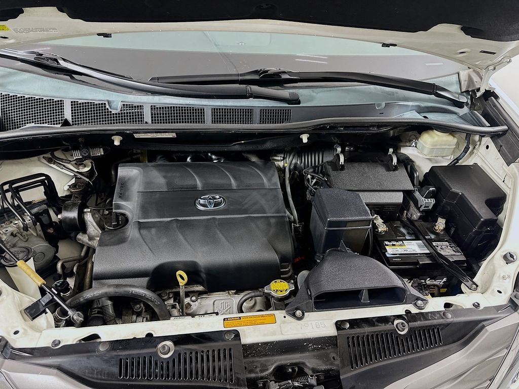2015 Toyota Sienna XLE Premium 7 Passenger