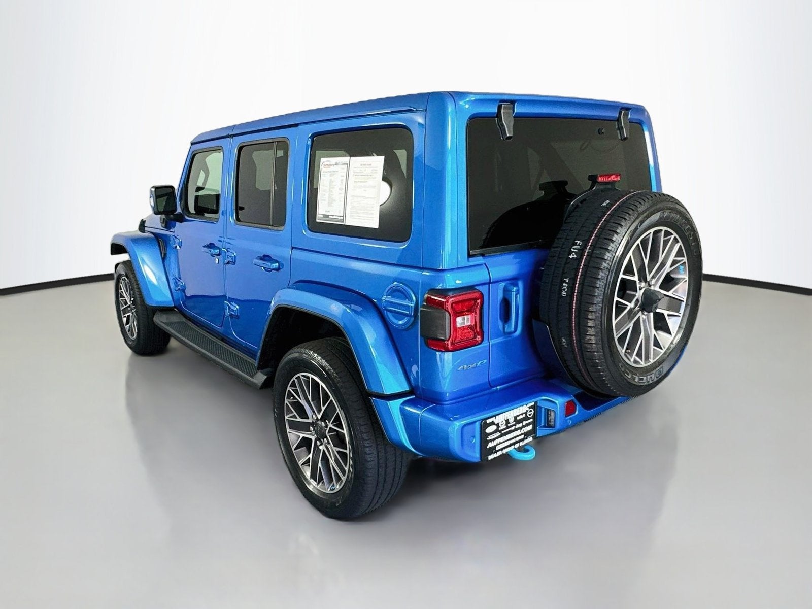 2023 Jeep Wrangler Sahara 4xe