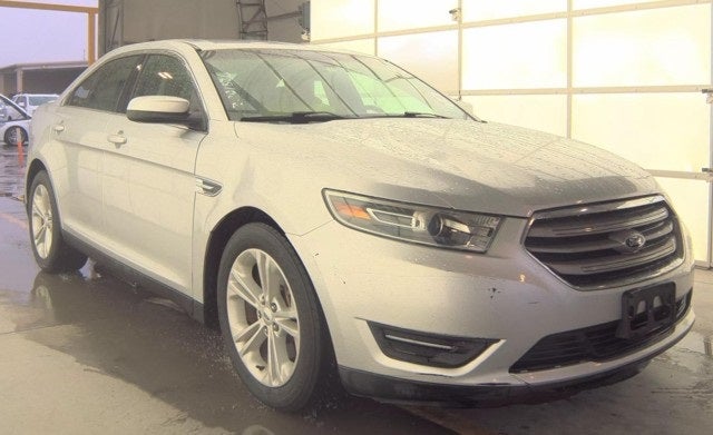 2016 Ford Taurus SEL