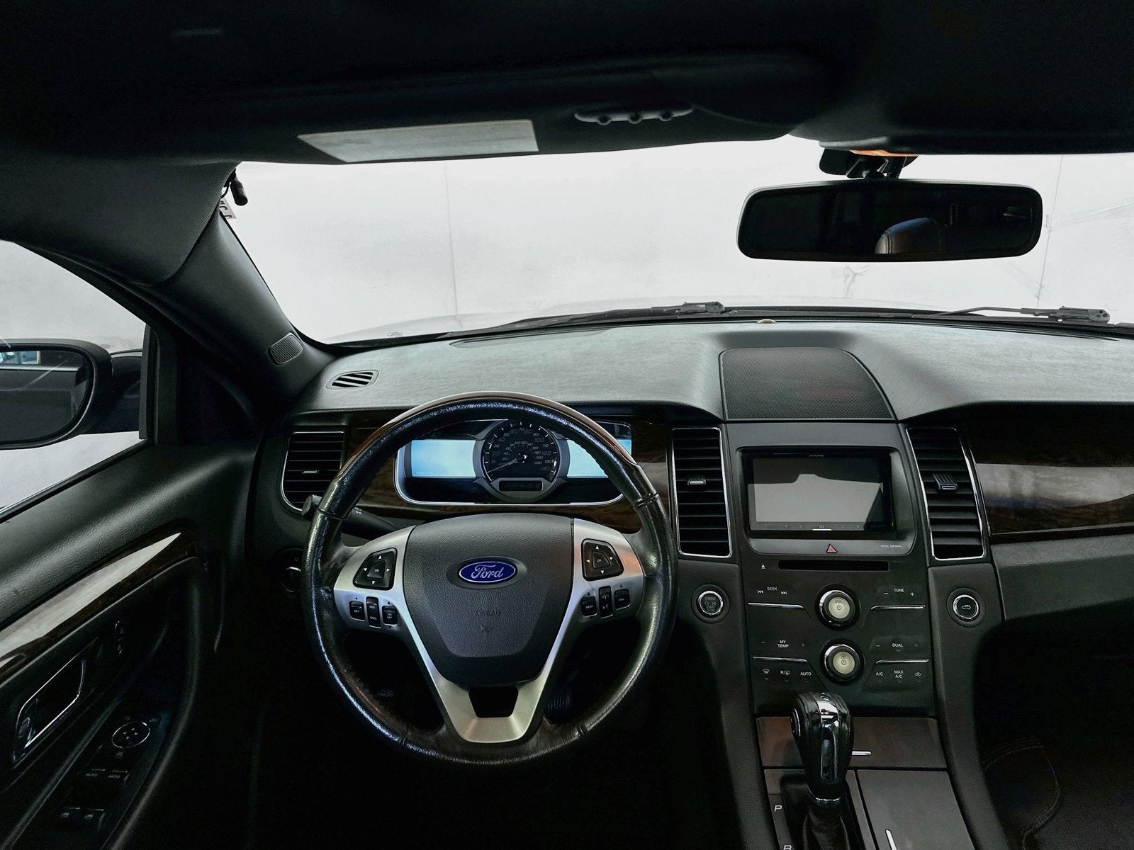 2015 Ford Taurus Limited