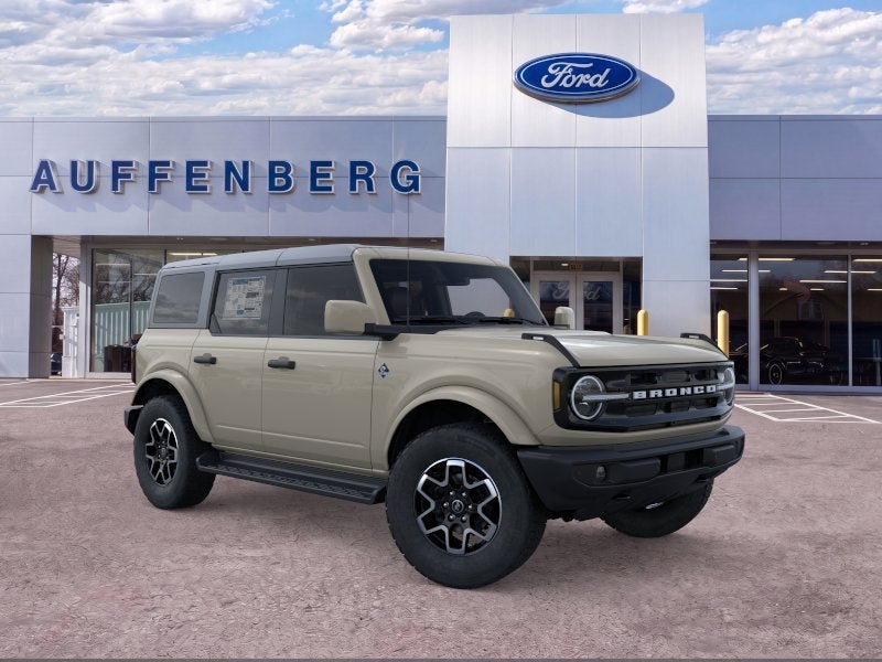 2026 Ford Bronco Outer Banks