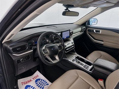 2024 Ford Explorer XLT