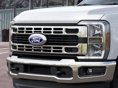 2027 Ford F-350SD XLT DRW