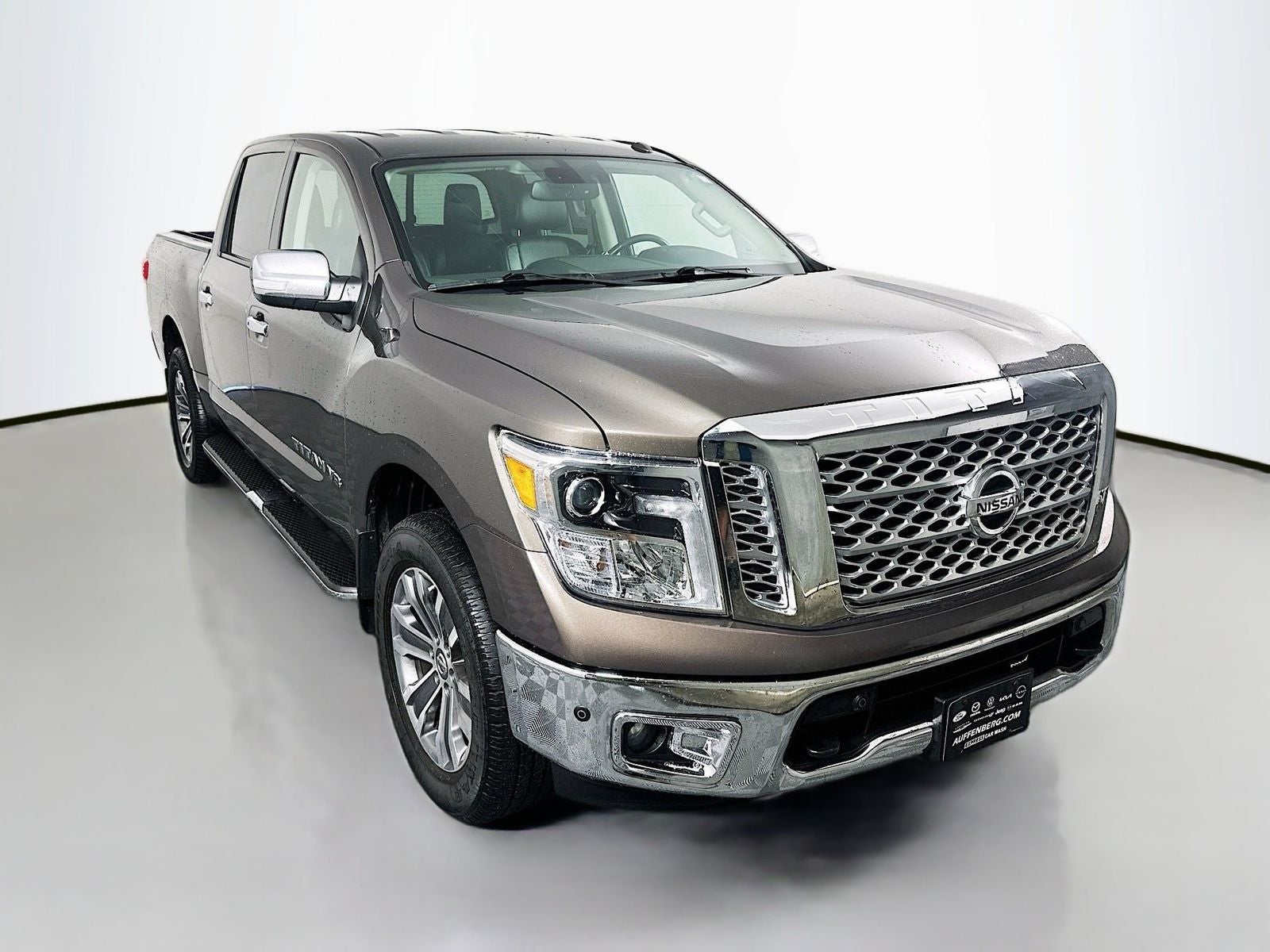 2019 Nissan Titan SL