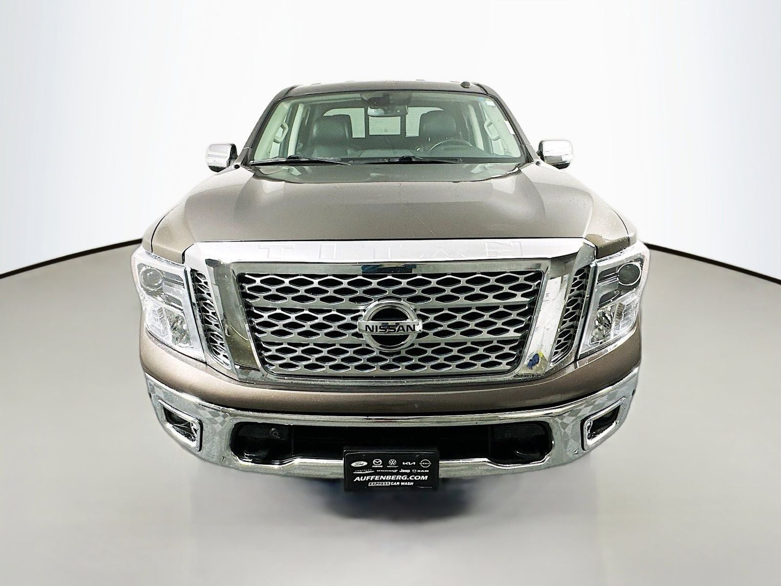 2019 Nissan Titan SL