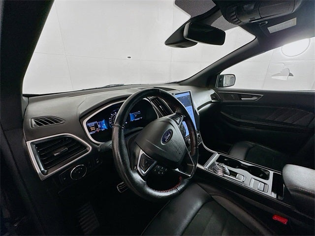 2021 Ford Edge ST Line