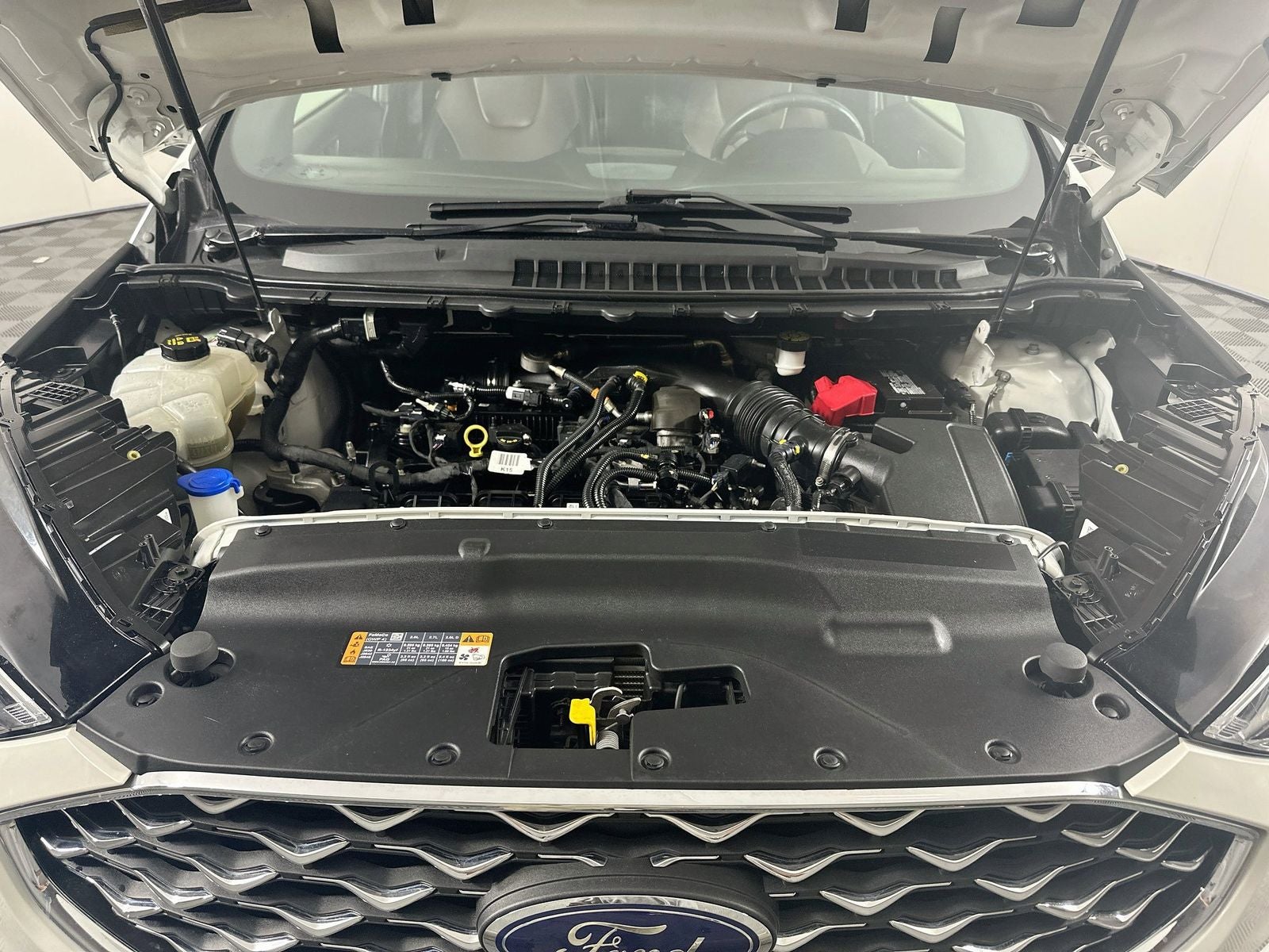 2020 Ford Edge Titanium