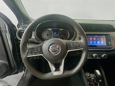 2019 Nissan Kicks S