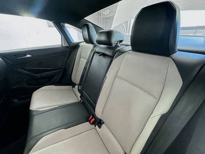 2019 Volkswagen Jetta R-Line