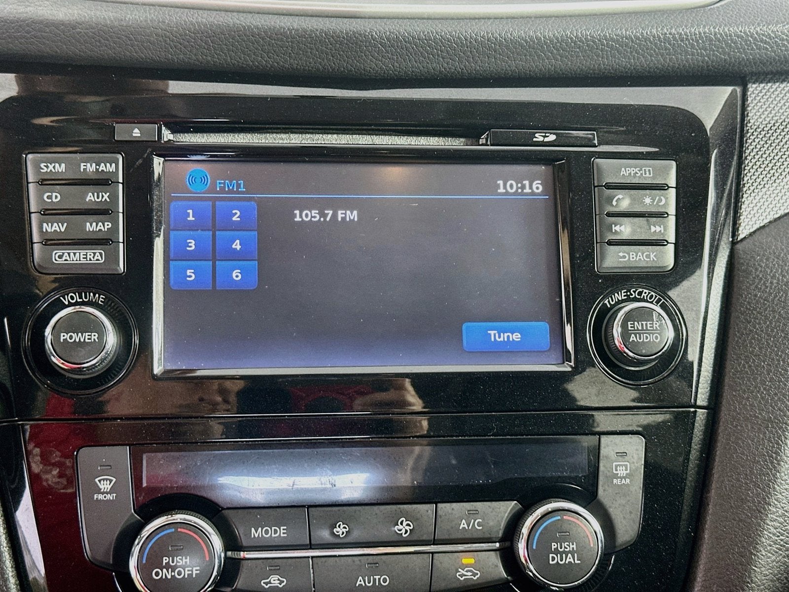 2016 Nissan Rogue SL