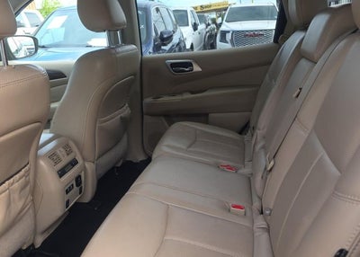 2020 Nissan Pathfinder Platinum