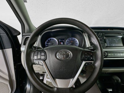 2017 Toyota Highlander LE