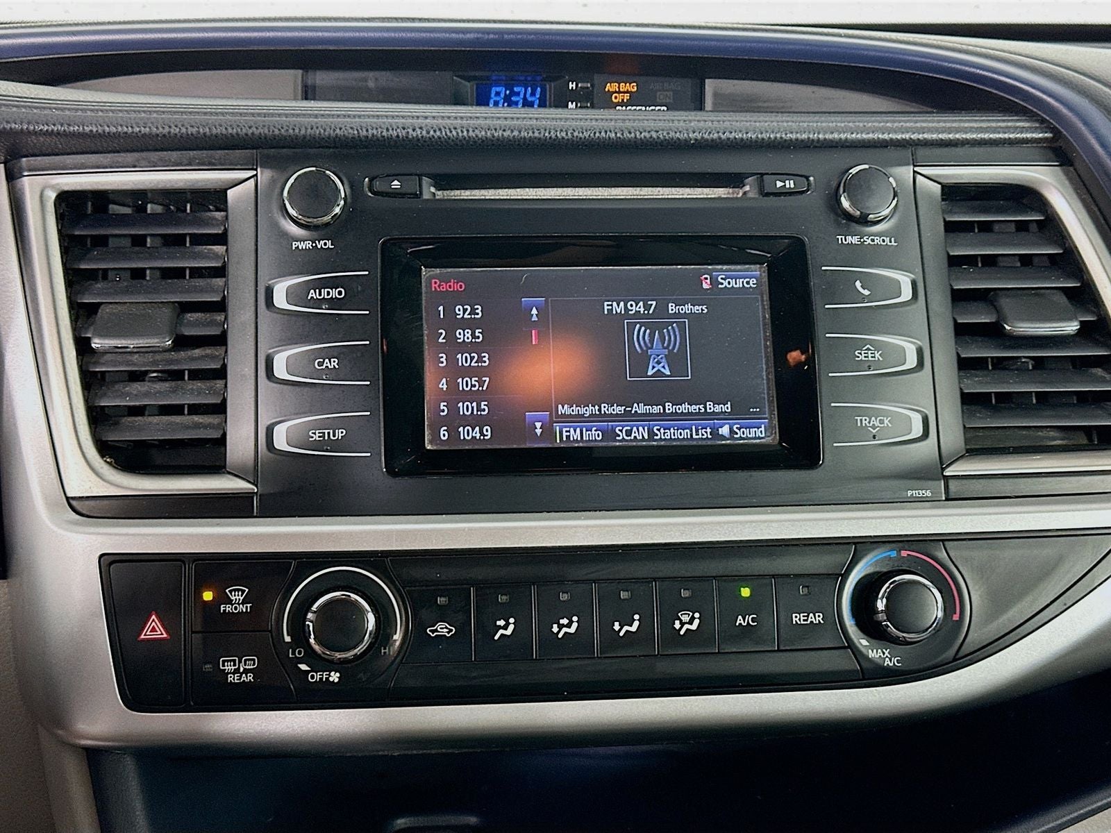 2017 Toyota Highlander LE
