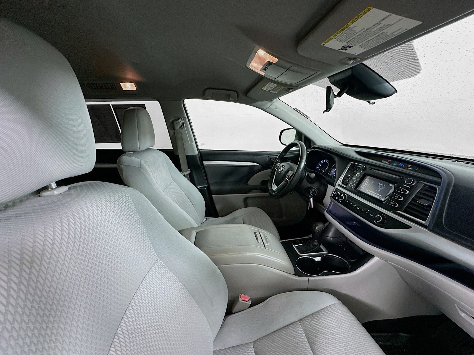 2017 Toyota Highlander LE