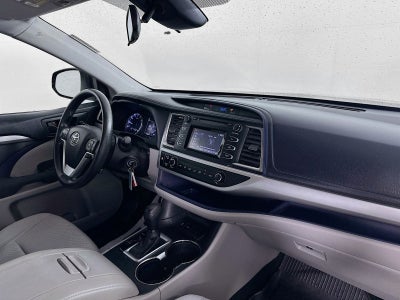 2017 Toyota Highlander LE