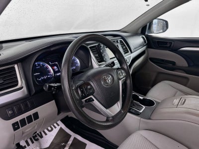 2017 Toyota Highlander LE