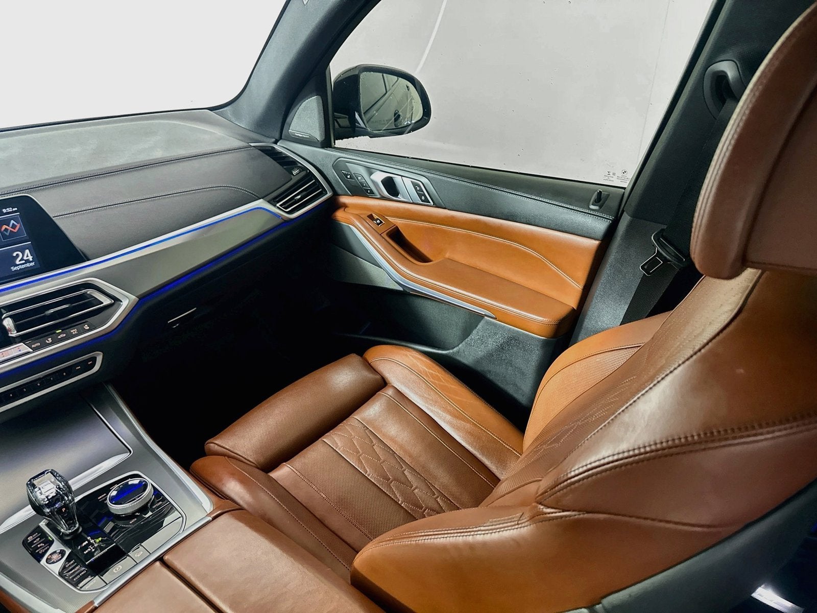 2021 BMW X5 M50i