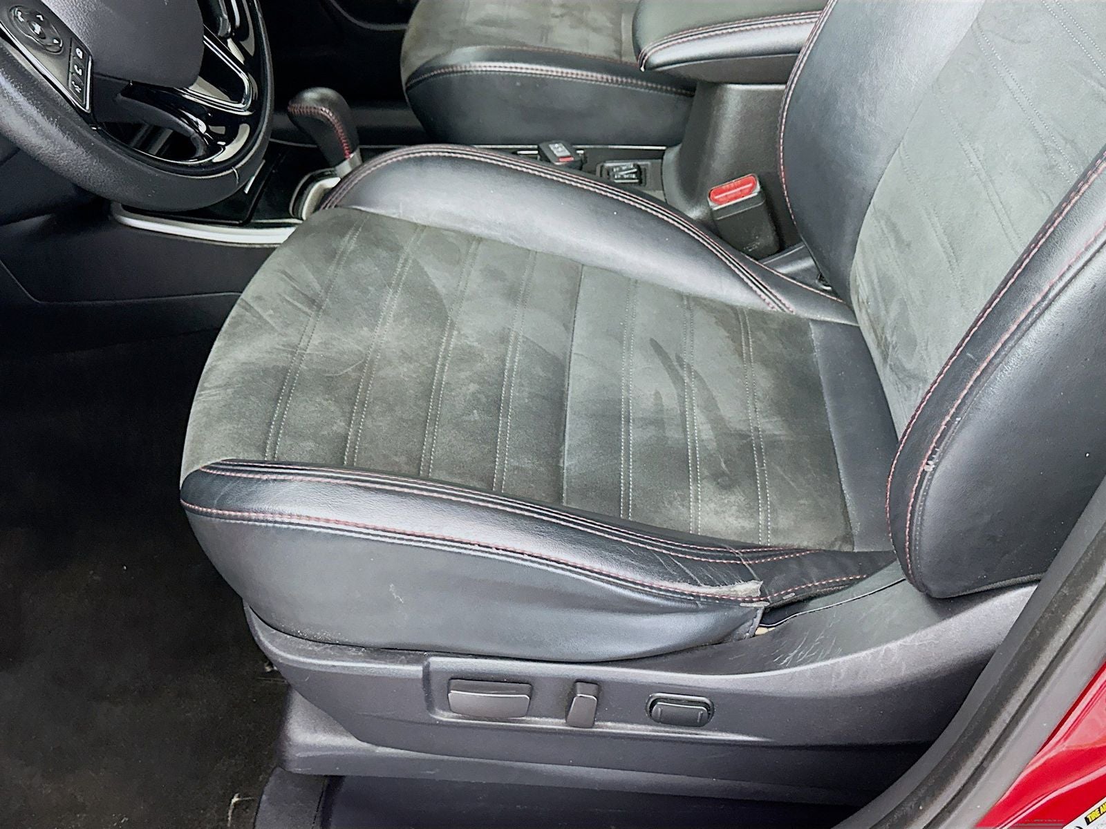2020 Mitsubishi Outlander SP