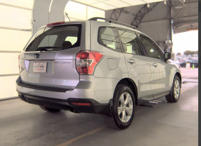 2015 Subaru Forester 2.5i