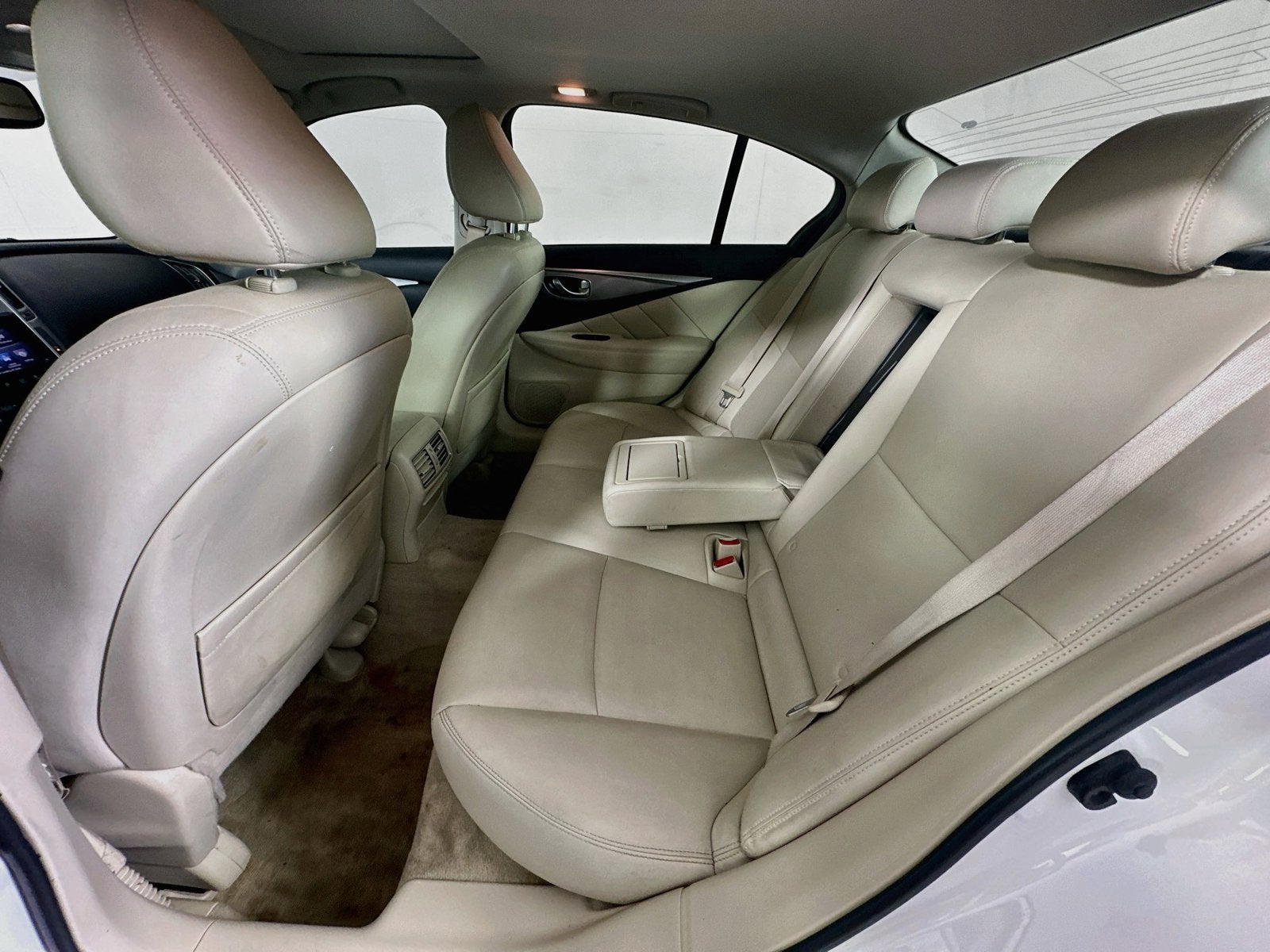 2015 INFINITI Q50 Premium