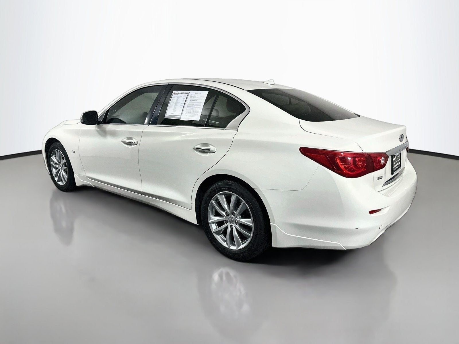2015 INFINITI Q50 Premium