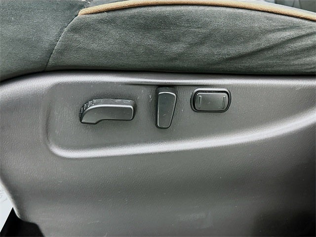 2017 Nissan Armada SV